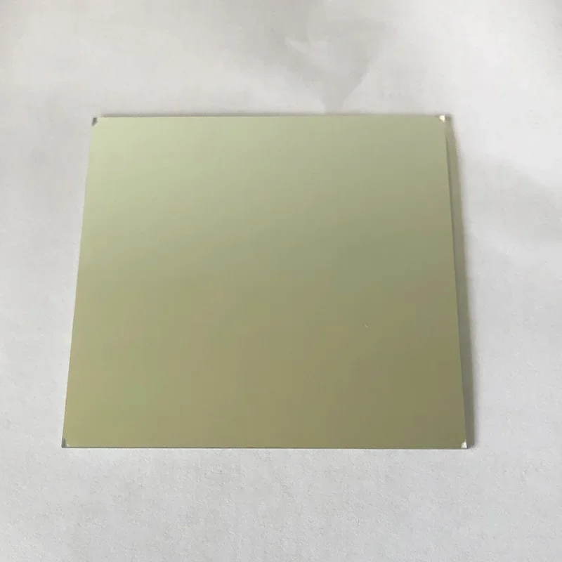 20x20x1.1mm Narrowband Filter Central Wavelength 520nm Optical Interference  SPIKE FILTER 20x20x1.1mm Semiband Width 25mm