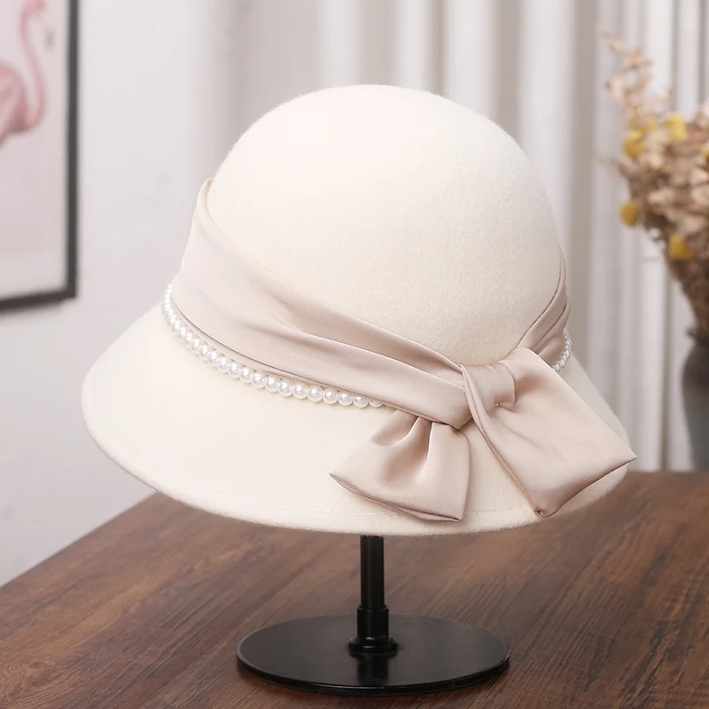 

Рыбацкая шляпа с лентой и бантом во французском стиле Хепберн, женская осенне-зимняя шляпа-топпер, элегантная фетровая шляпа с жемчугом и шерстью