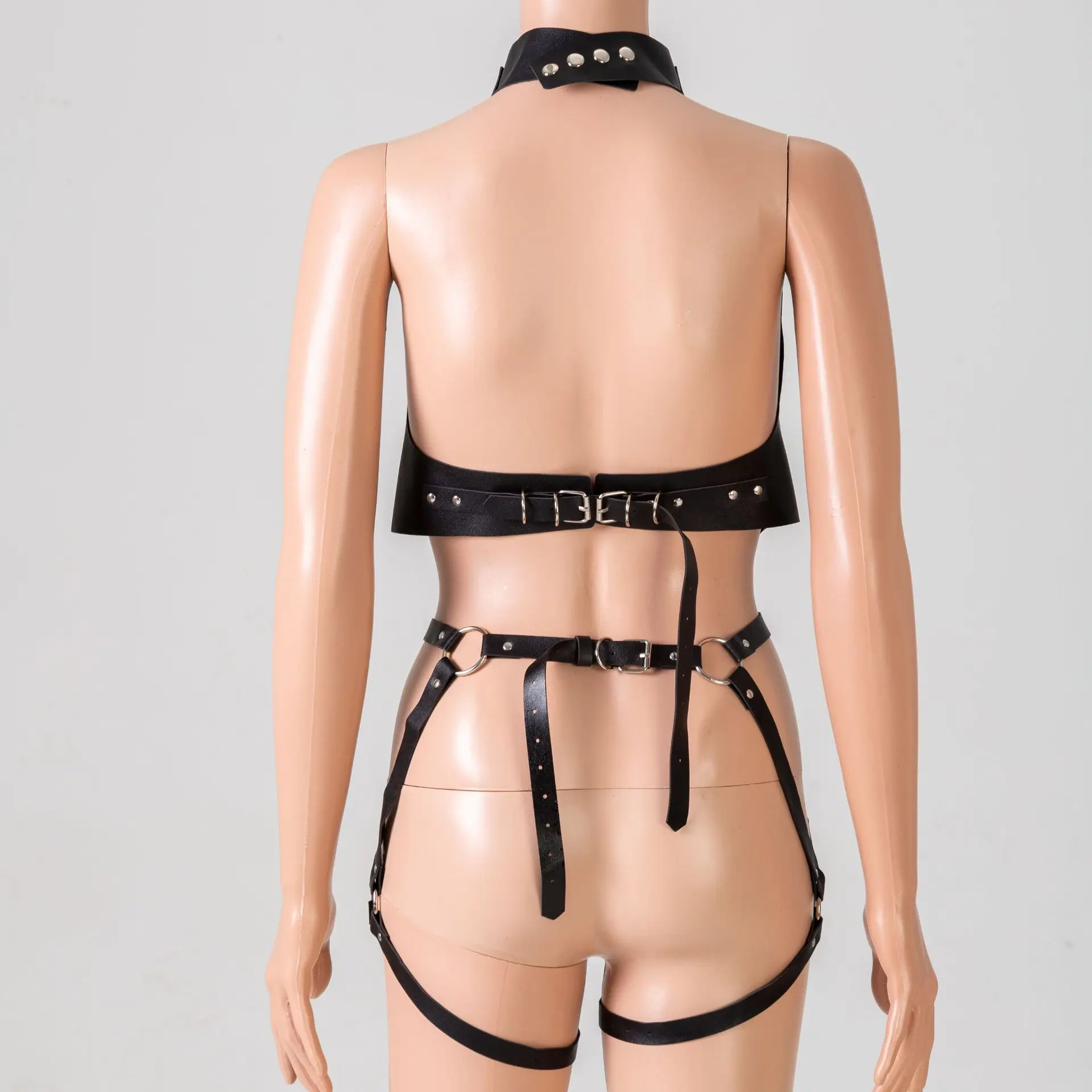 Sangle de sous-vêtements de Bondage intégrée en métal et cuir, accessoires amusants et sexy pour chambre à coucher, taquin de chevet, jouets et accessoires unisexes pour adultes