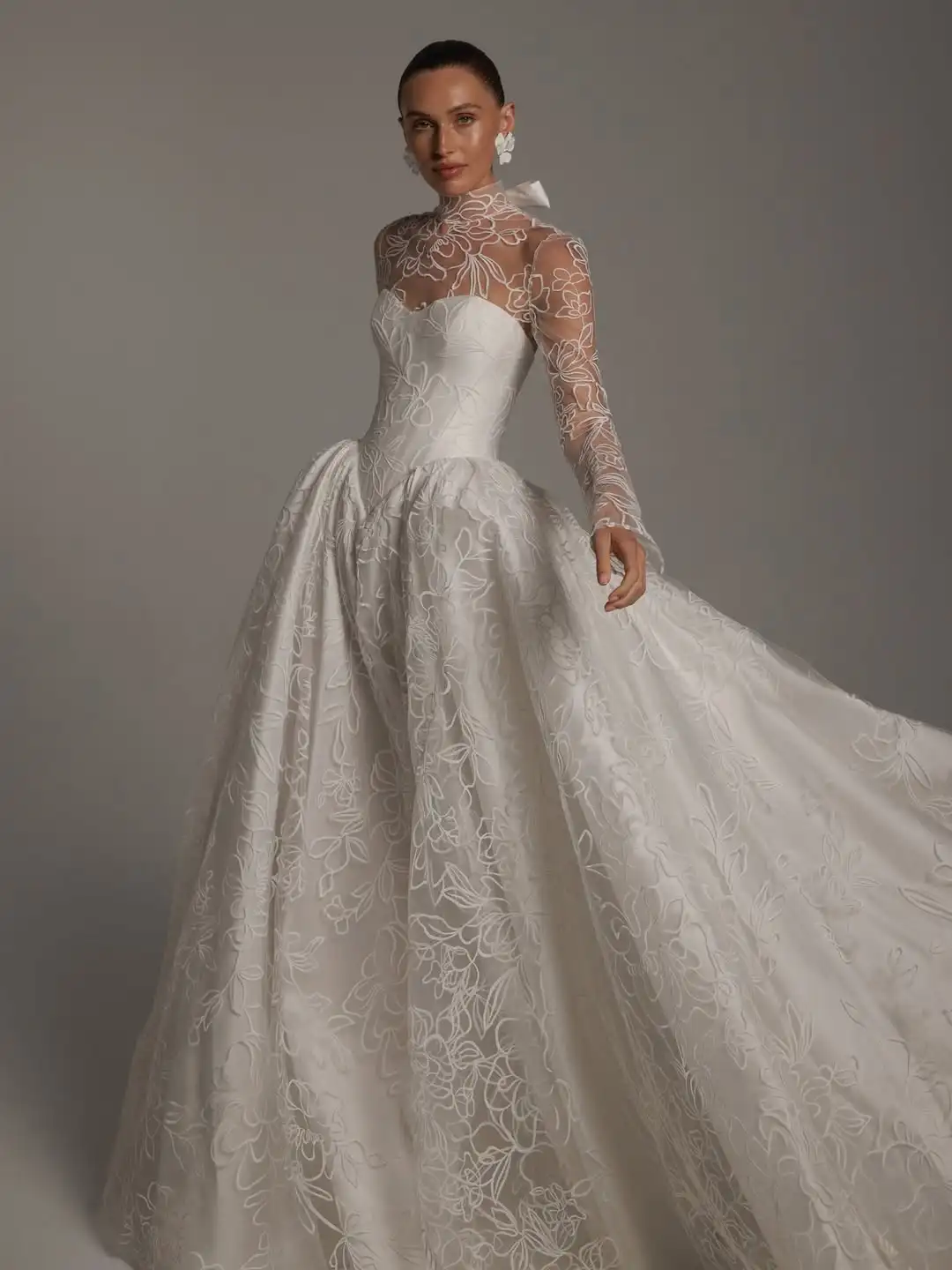 Customized Lace Embroidery Princess Wedding Dresses Sweetheart Exquisite Modest A Line Ball Bridal Gown Luxury Charming Design