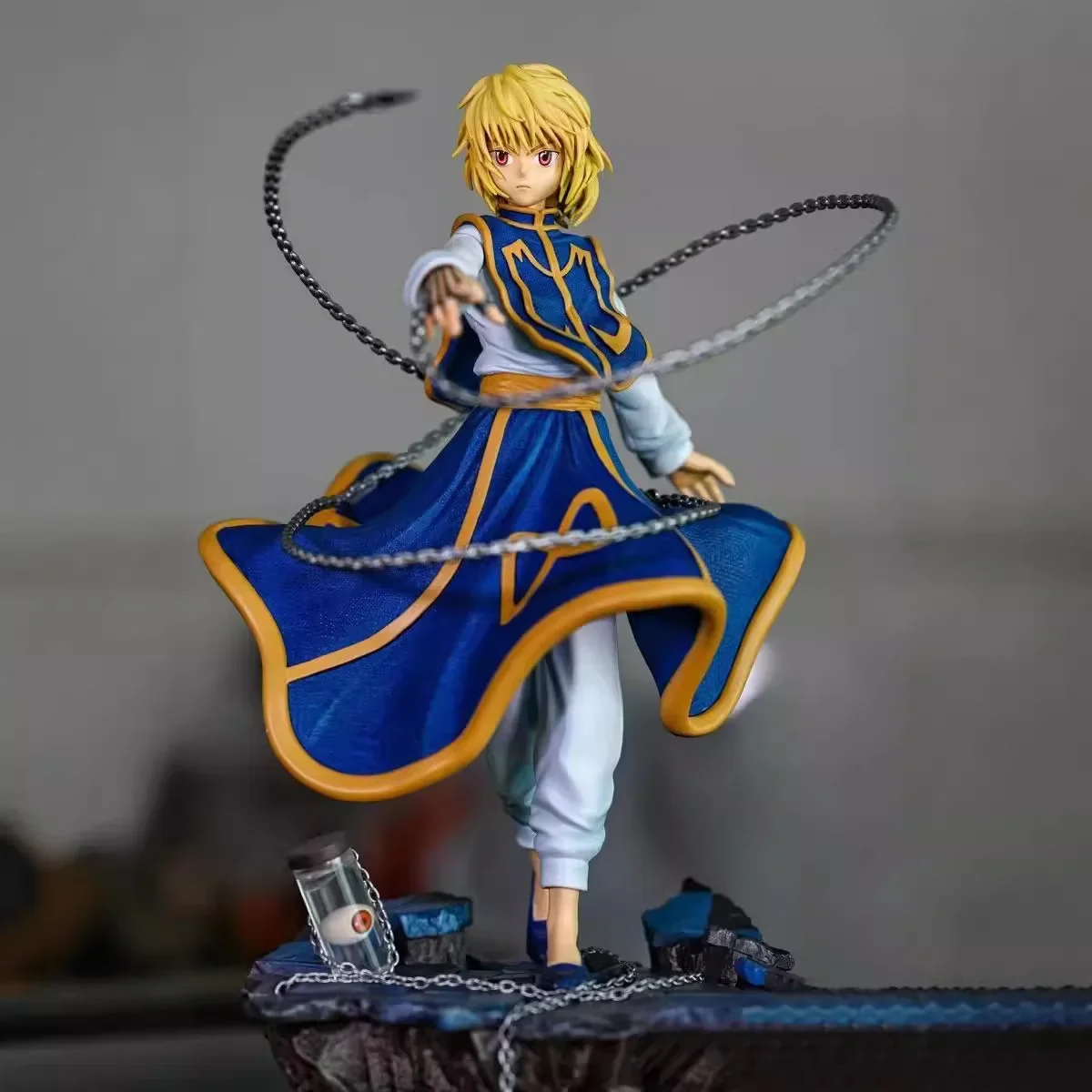 33cm Anime HUNTERxHUNTER Kurapika Standing posture Action Figure PVC Model Statue Desk Decor Toys Doll Collection Gifts