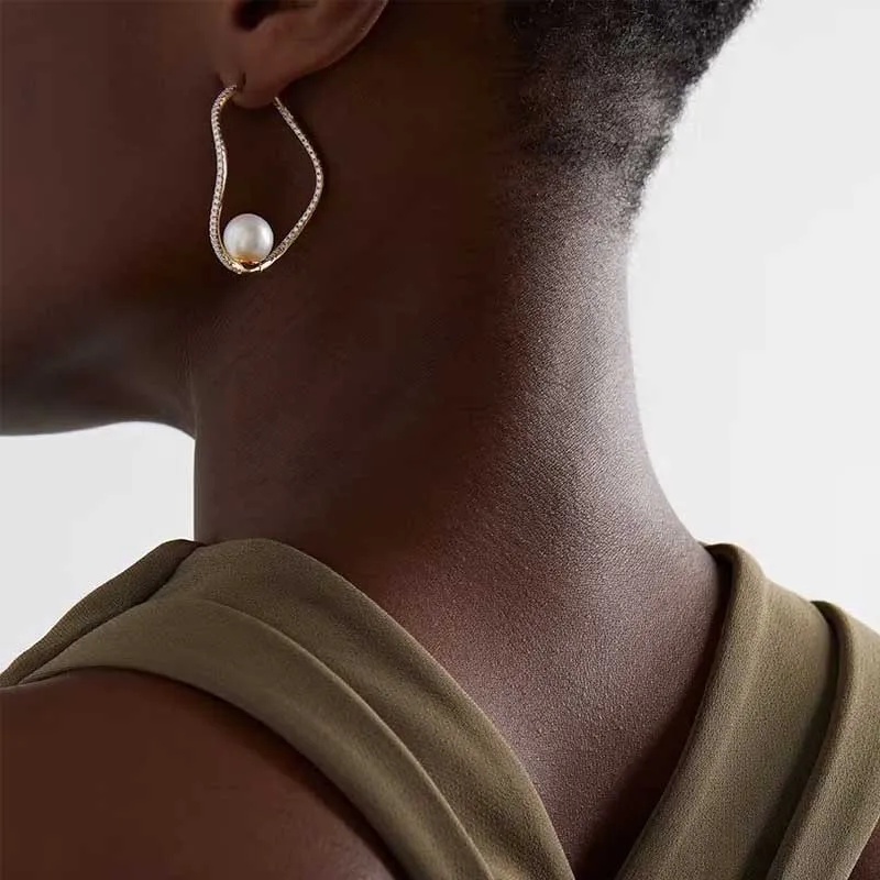 New geometric earrings simple design sense rhinestone earrings flash accessories earrings