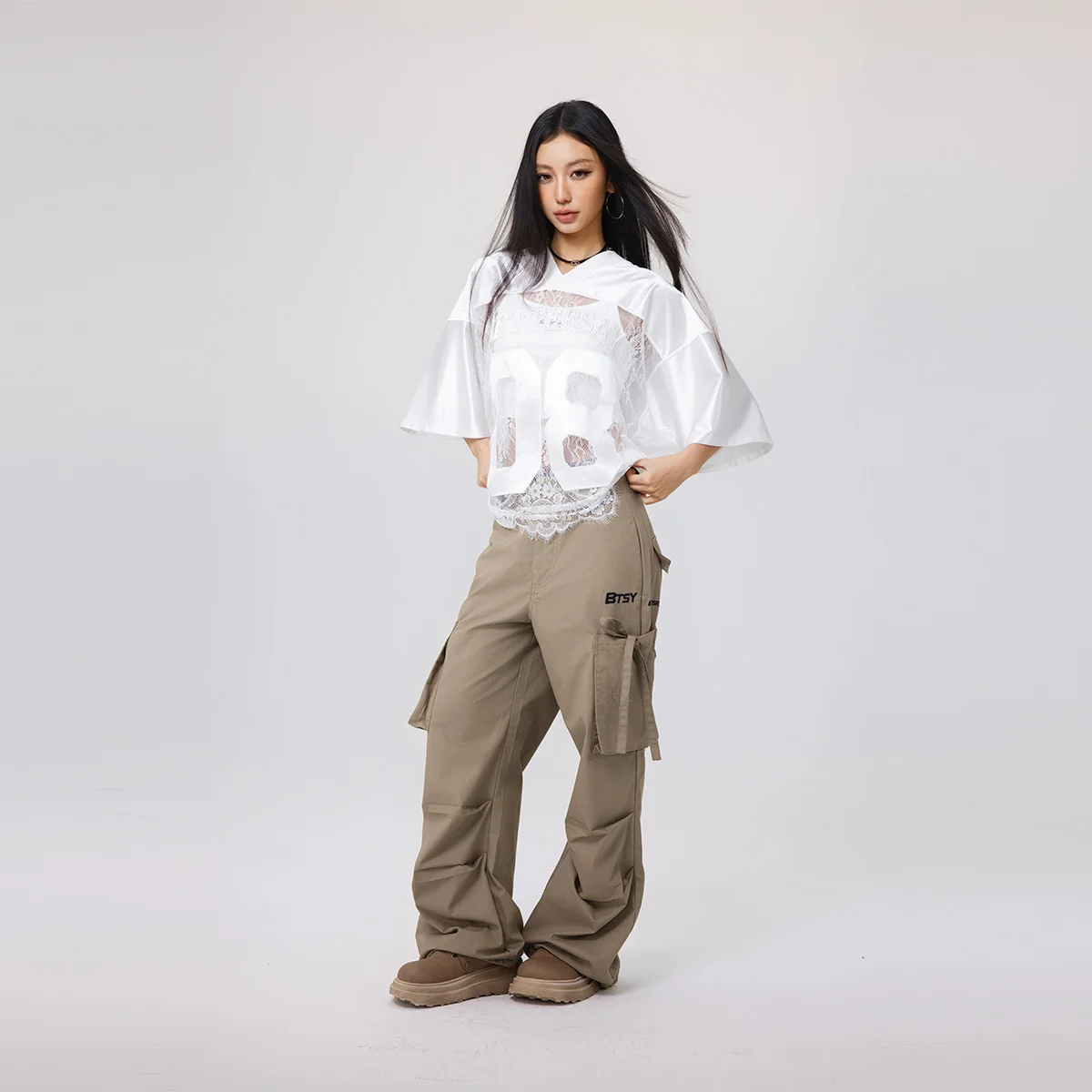 

BETTERSAY Lace Patchwork ort Sve V-Ne Hollow out Breathable Loose Fit Spor Sle T-irt Women's Faion Summer Top