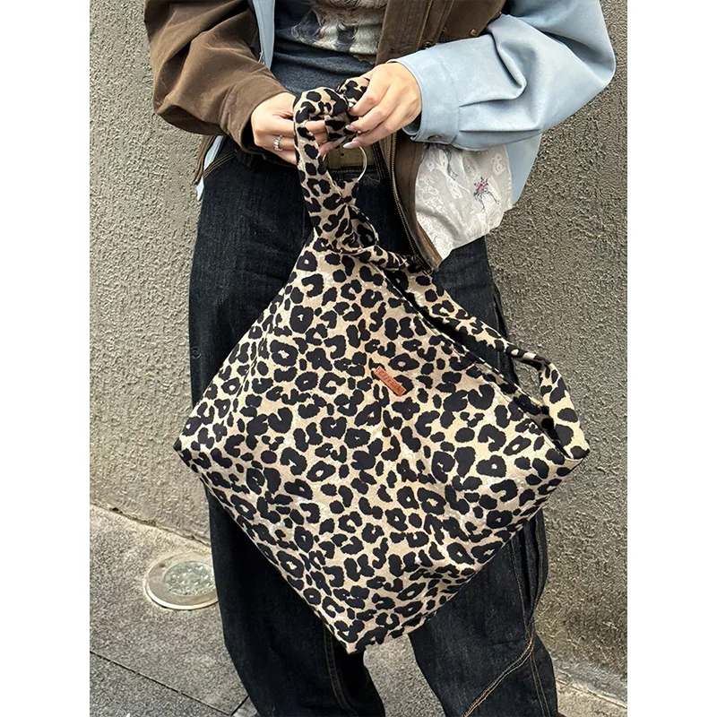 ELFSACK 2025 Winter New Arrivals Y2K Leopard Crossbody Bag For Woman