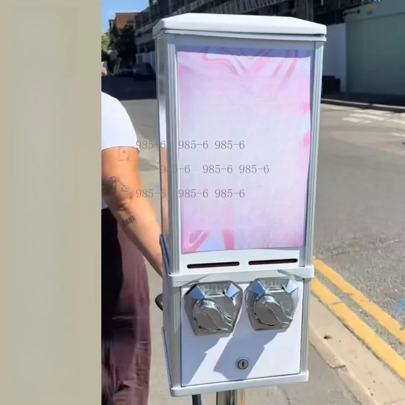 Twist Card Slot Vending Machine, Self-Service Dispenser For  Stickers