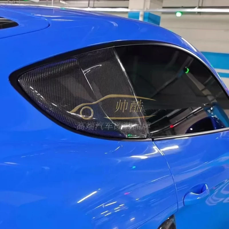 

Подходит для Porsche 718, модифицированного GT4 RS, углеродного волокна, бокового окна, вентиляционного отверстия, клейкой впускной маски, украшение