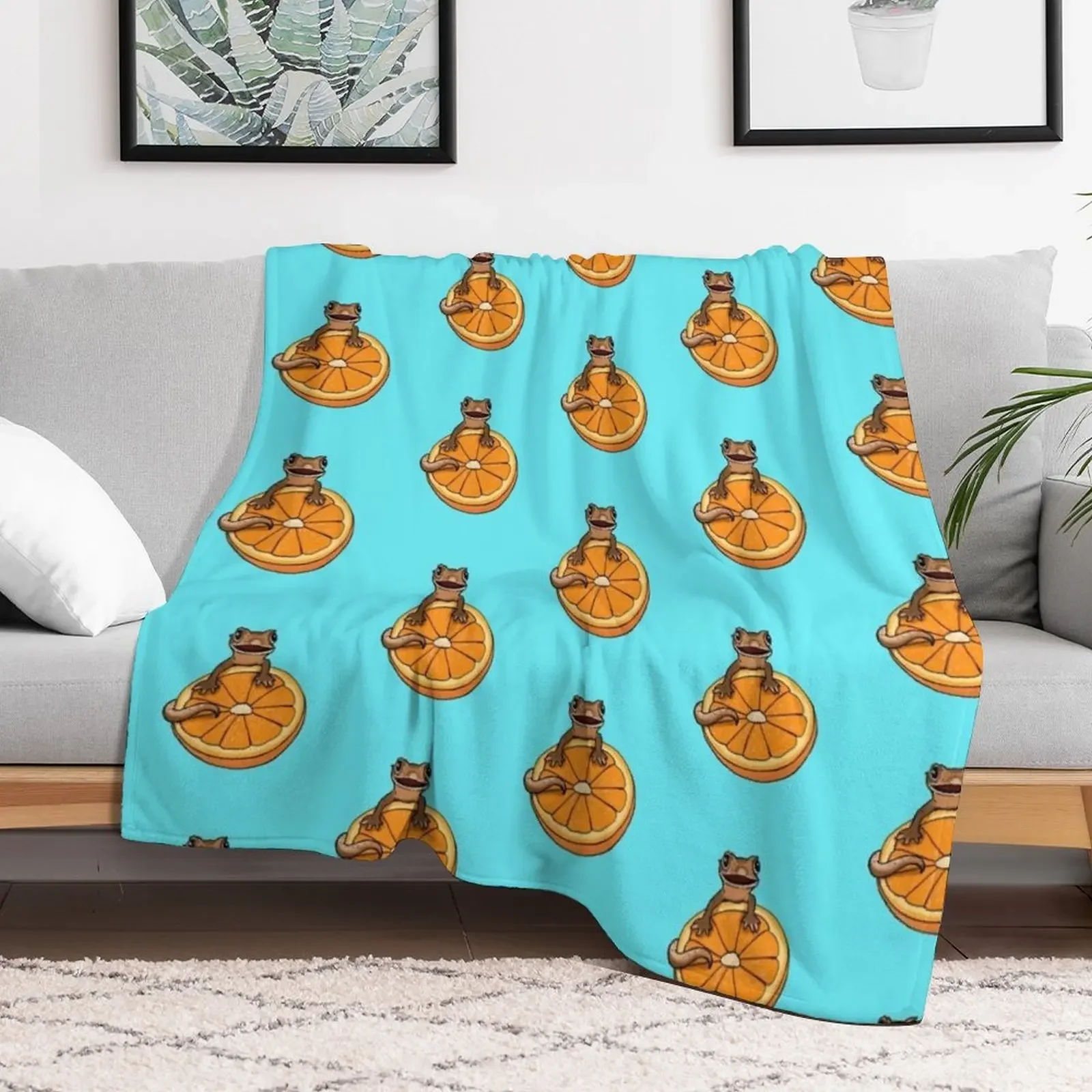 Crested Gecko and Orange, Cute Gecko, Happy Gecko, Cresties Throw Blanket Multi Purpose Soft Warm Blanket for Home Travel
