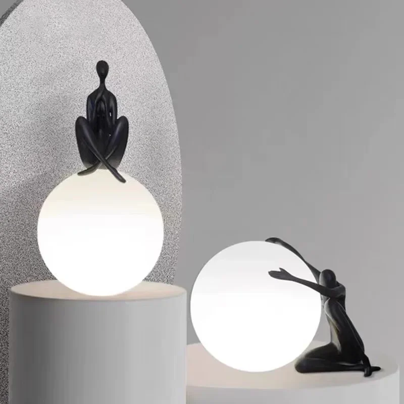 Humanoid Ball Holding Table Lamps Home Decor Living Room Floor Lamp Creative Figure Sculpture Indoor Lighting Bedside Desk Light