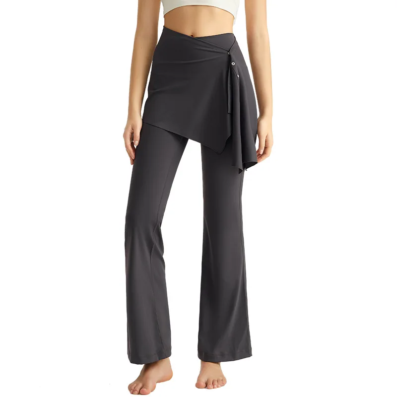 Damskie spodnie sportowe z efektem dwuczęściowej spódnico-spodni, rozszerzane, z odpinanymi wkładkami modelującymi pośladki, z wysokim stanem, do jogi i fitnessu.