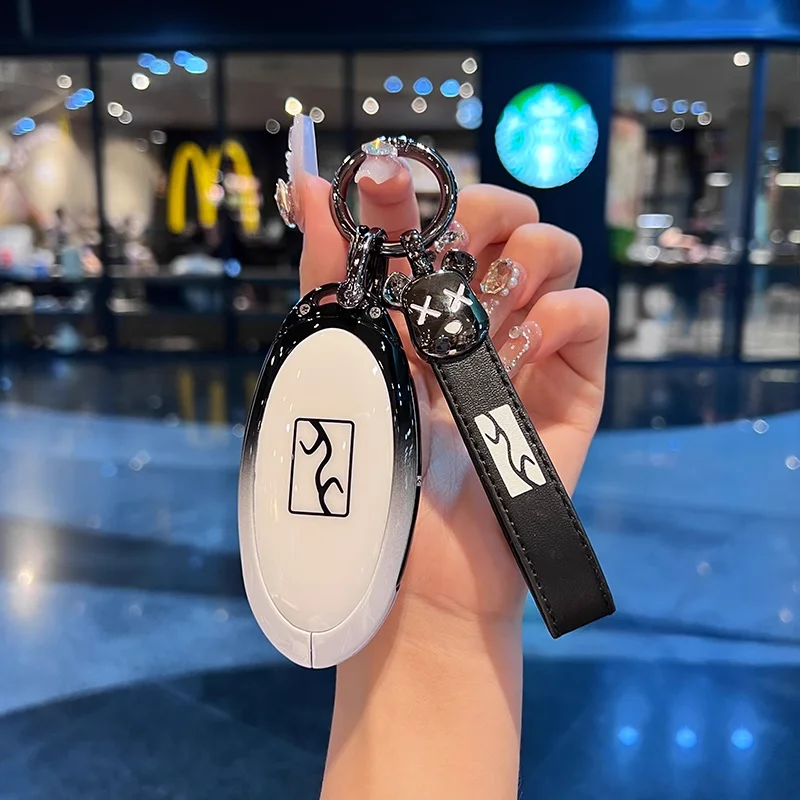 غطاء حافظة مفاتيح من سبائك الزنك الفاخر لـ BYD U8/U9 - حامل غلاف مفتاح فاخر مضاد للخدش مع ملحقات داخلية للسيارة المعدنية