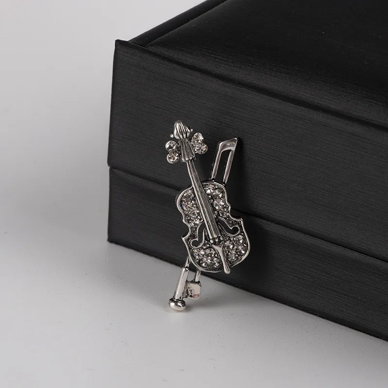 Crystal Violin Brooch Jewelry Luxury Music Equipment Classic Lapel Pins Gifts for Teacher Men Accessories Korean Fashion Metal