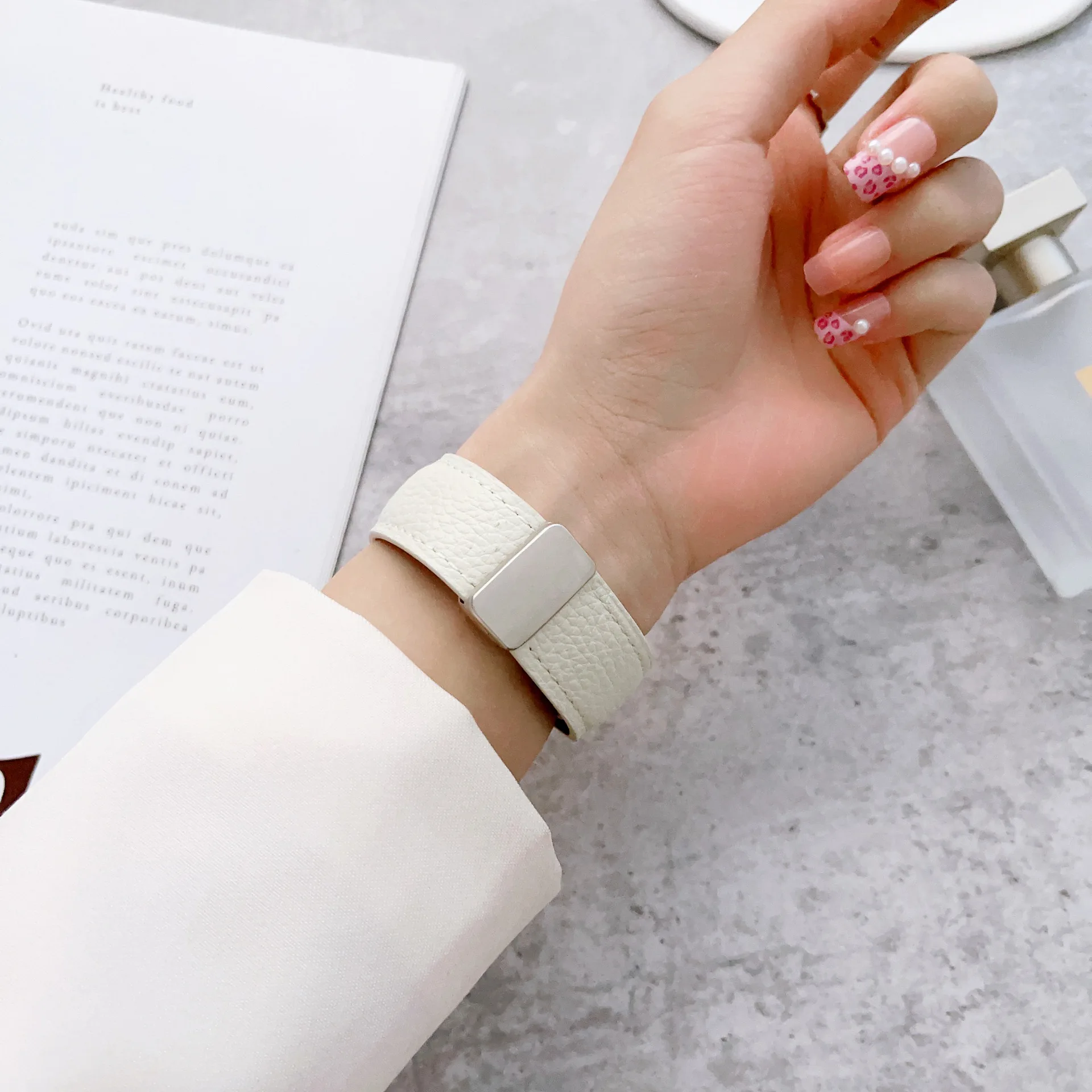 어메이즈핏 GTS 2, 2e, 2 미니, 3, 4, 4 미니 스트라토스 페이스 2, 2S, 3 GTR, 어메이즈핏 GTR 2, 2e, 42mm, 47mm 소프트 밴드, 3, 3 프로, 4