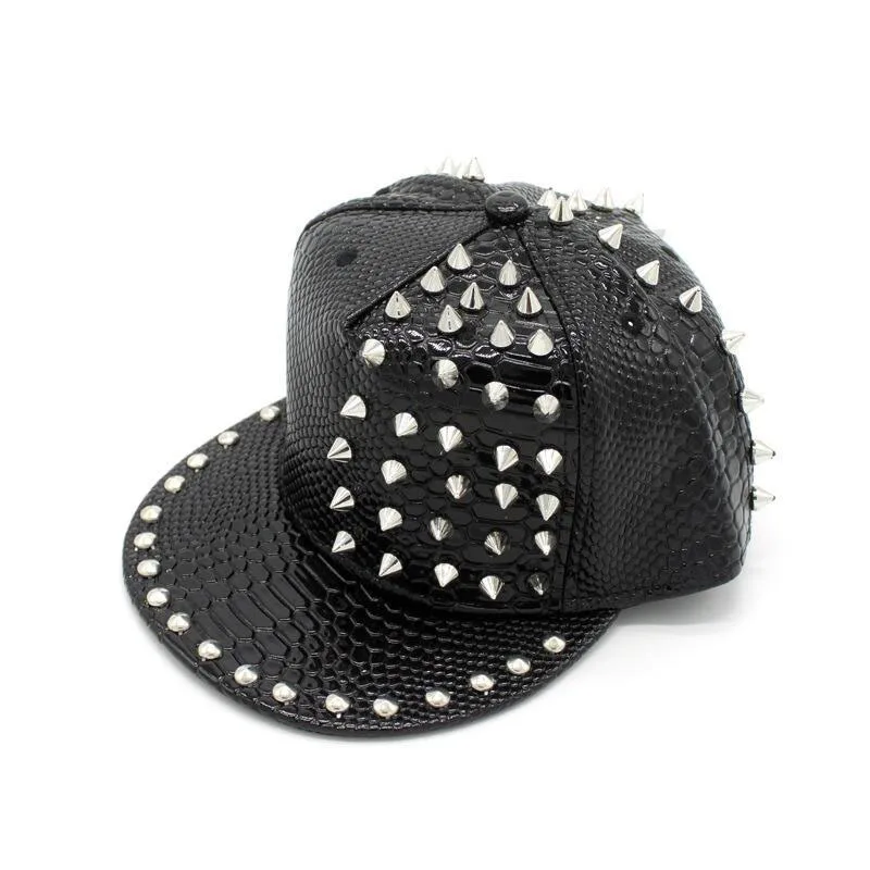 Korean Style New Rivets Snakeskin PU Leather Baseball Cap Men and Women Couple Hip Hop Hat Hip Hop Flat Brim Hat Wholesale