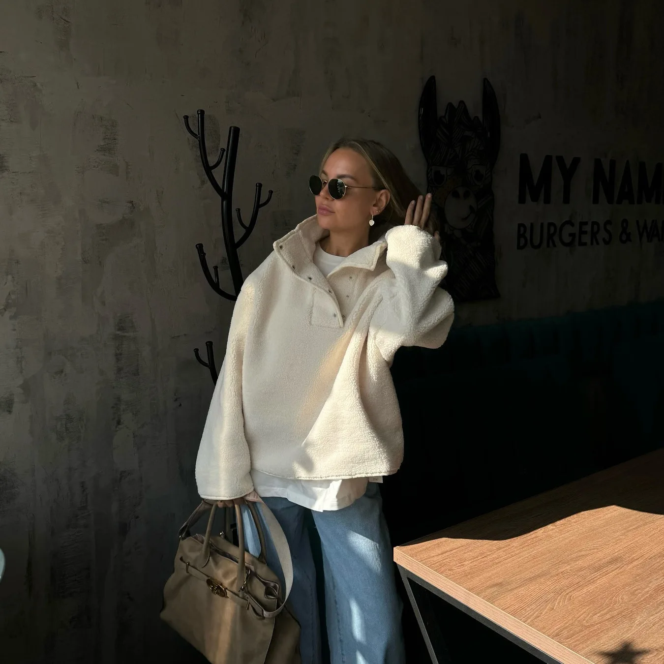 Autunno Inverno Nuovo Design Sense Giacca con risvolto tinta unita Top caldo con bottoni semplici e versatili da donna