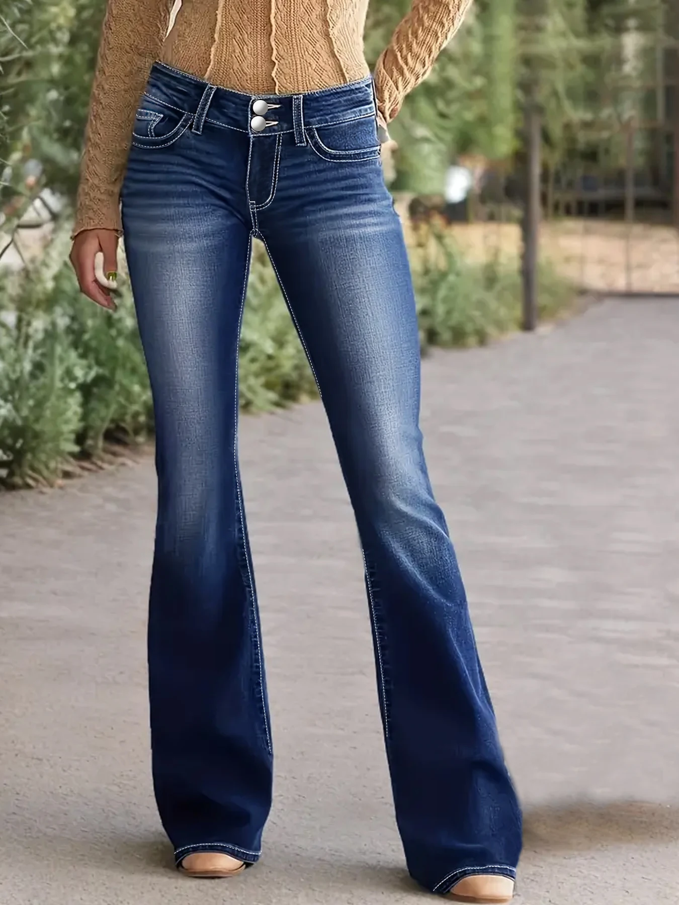 

Женские джинсовые брюки-клеш больших размеров синего цвета с контрастной строчкой и двойной застежкой, эластичные, с эффектом подтяжки бедер, для повседневной носки