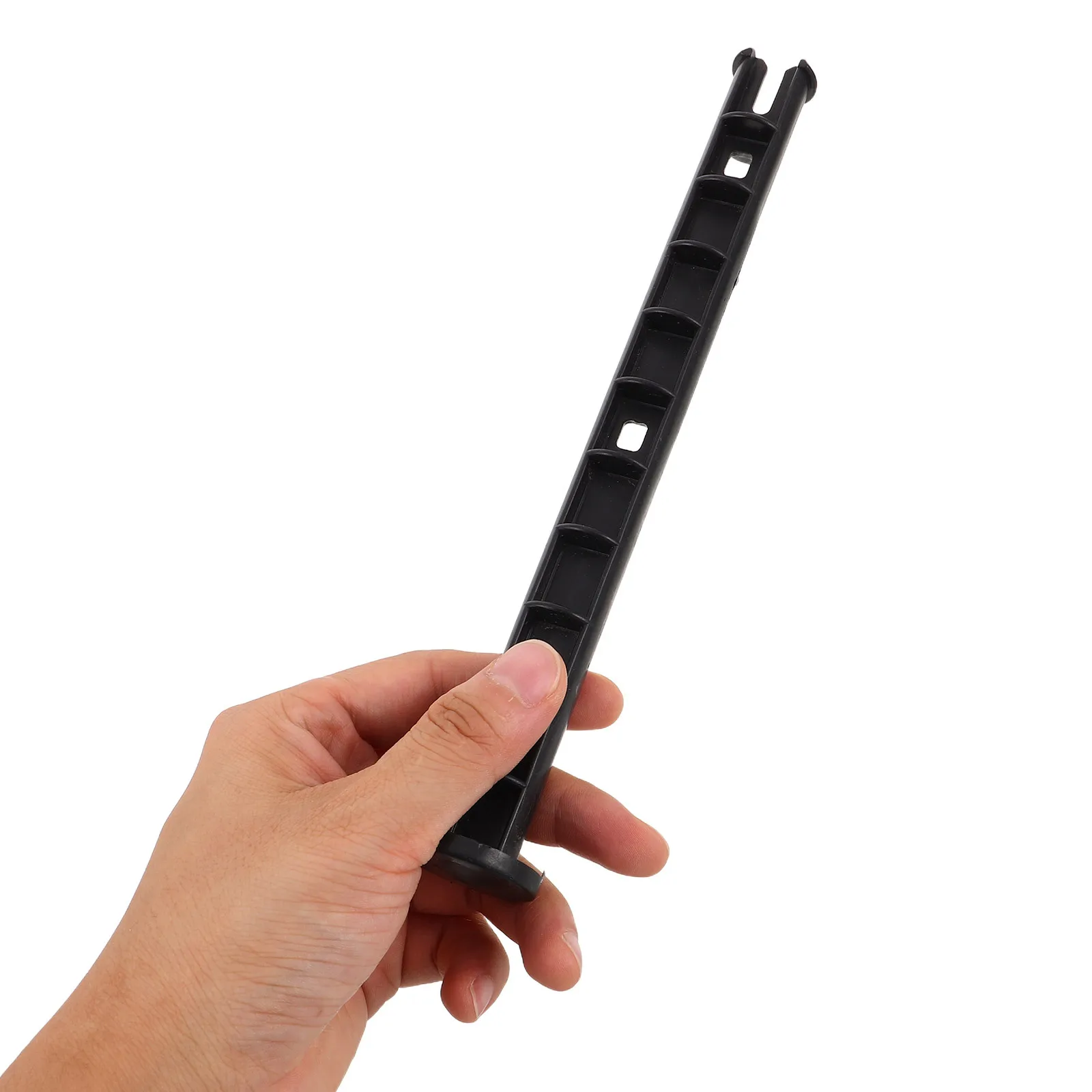 

4Pcs Outdoor Trash Bin Lid Locks 21cm Plastic Latch Pins for 240L Bins Secure Waste Containment Windproof Easy Install