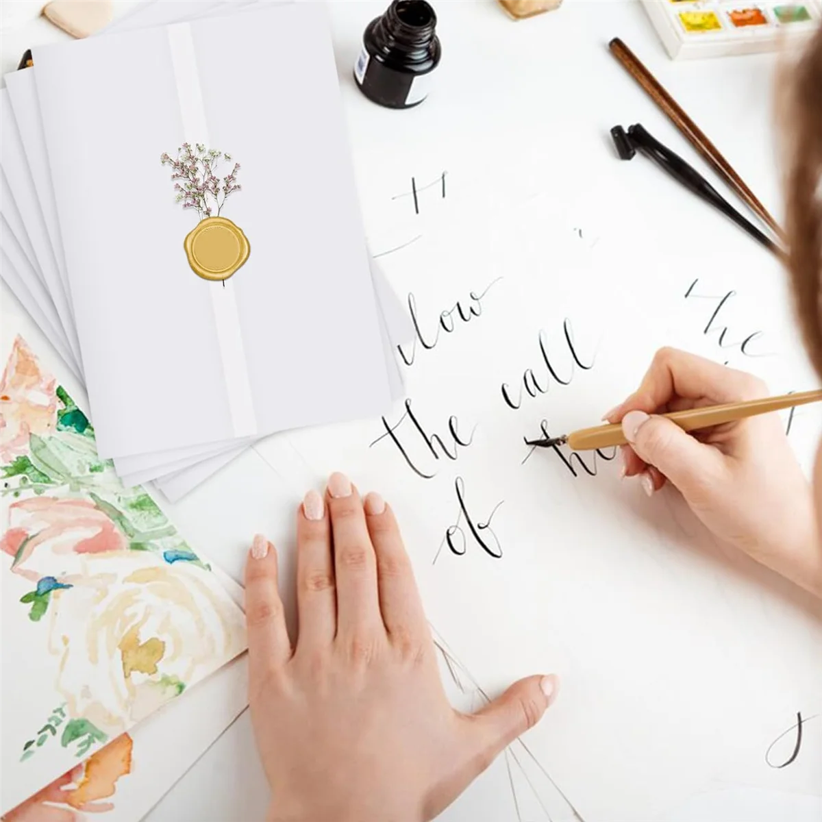 事前に折りたたまれたベラムジャケット、5x7の結婚式の招待状用のベラムラップ、封筒ライナー、50枚