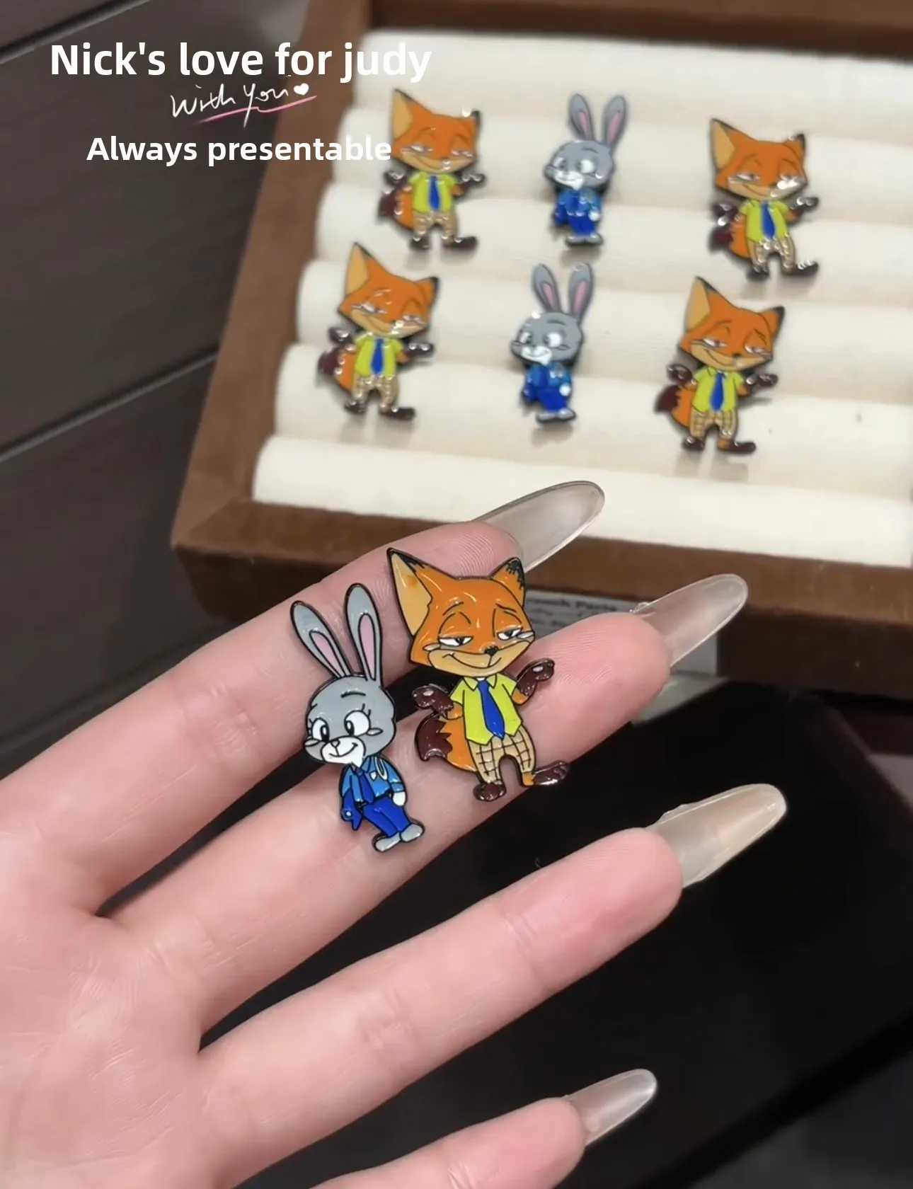 لطيف الكرتون متعة Zootopia شارة معدنية الثعلب نيك جودي أرنب الحيوان التصميم بروش الملحقات #3