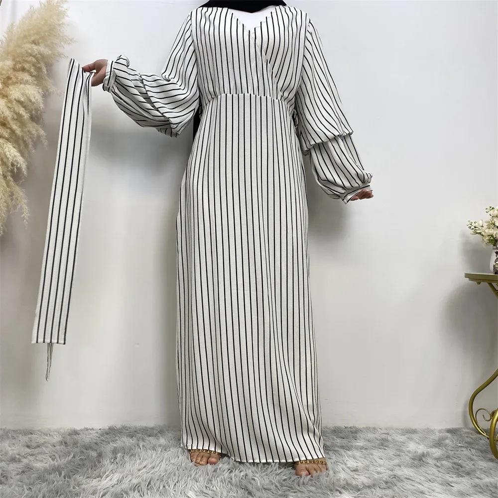 

Middle East Fashion Simple Women Stripes Muslim Dress Women Abaya Dubai Turkey Arabic Islamic Turkey Caftan Chiffon Simple Robe