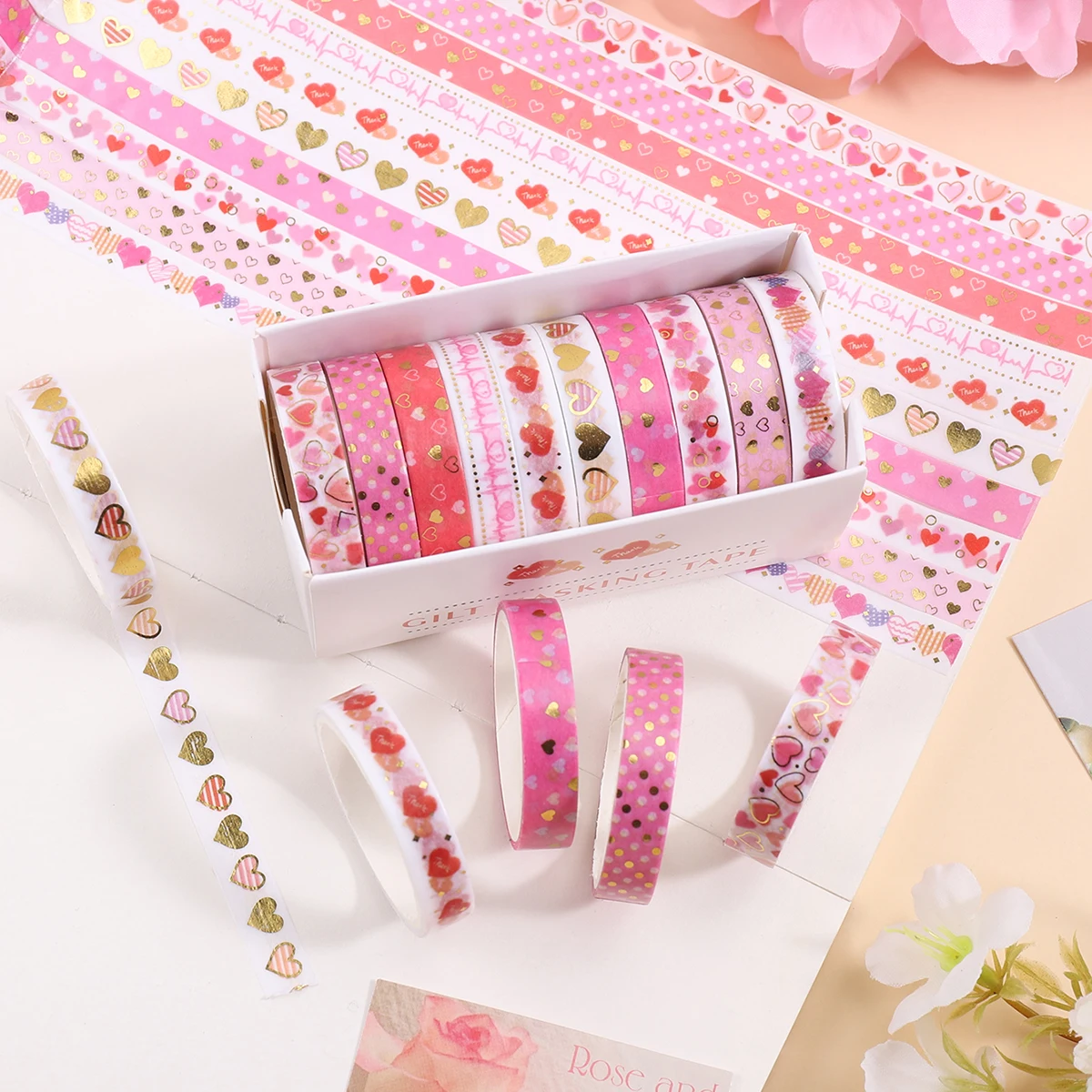 10ロールの金箔ハート柄和紙テープ、DIYノート、パンフレット、ギフトボックスの装飾に適しており、ファッショナブルで美しいです。
