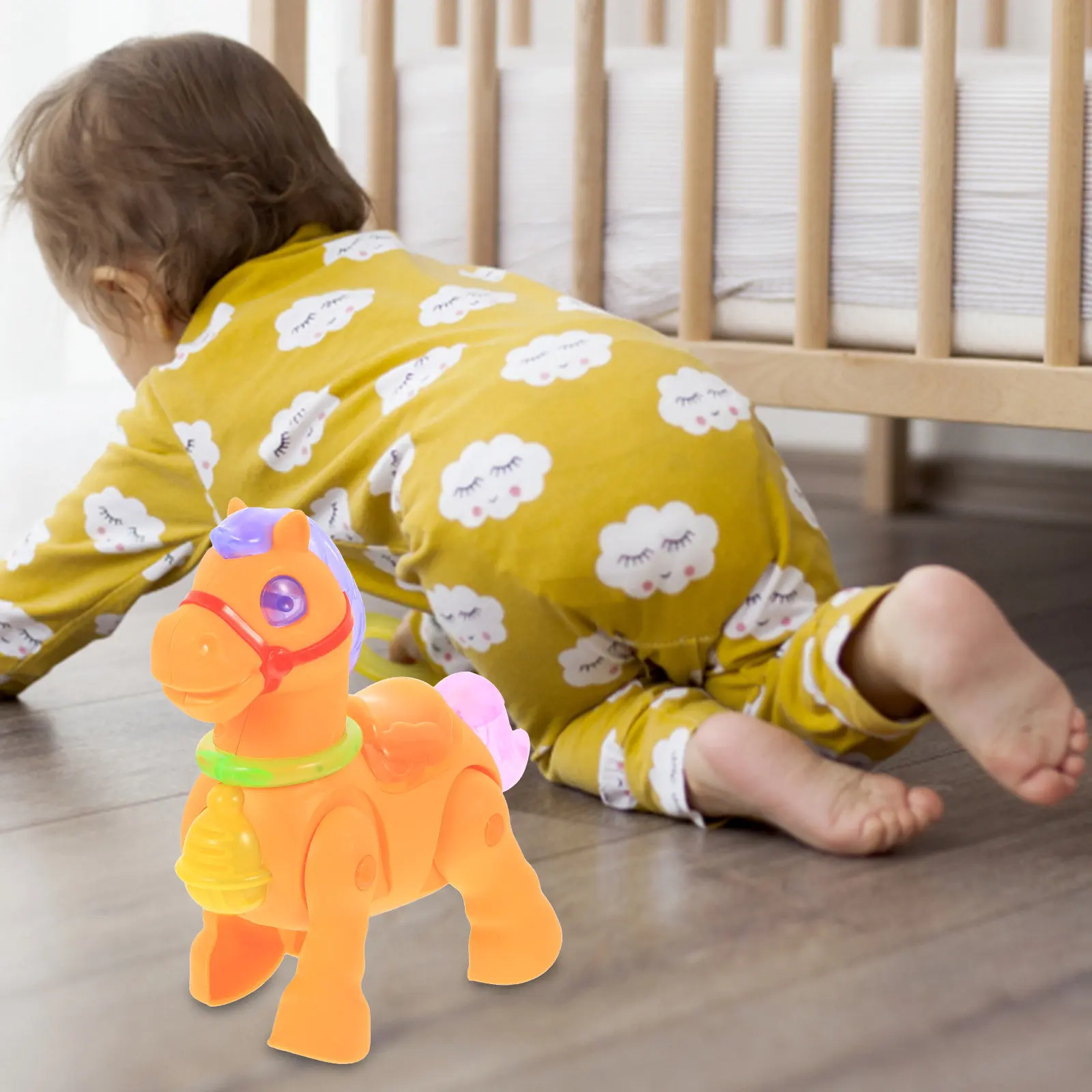 

Электрическая лошадка-каталка для малышей 1-3 лет с цветными светящимися элементами, гладкими краями и функцией развития моторики, на поводке