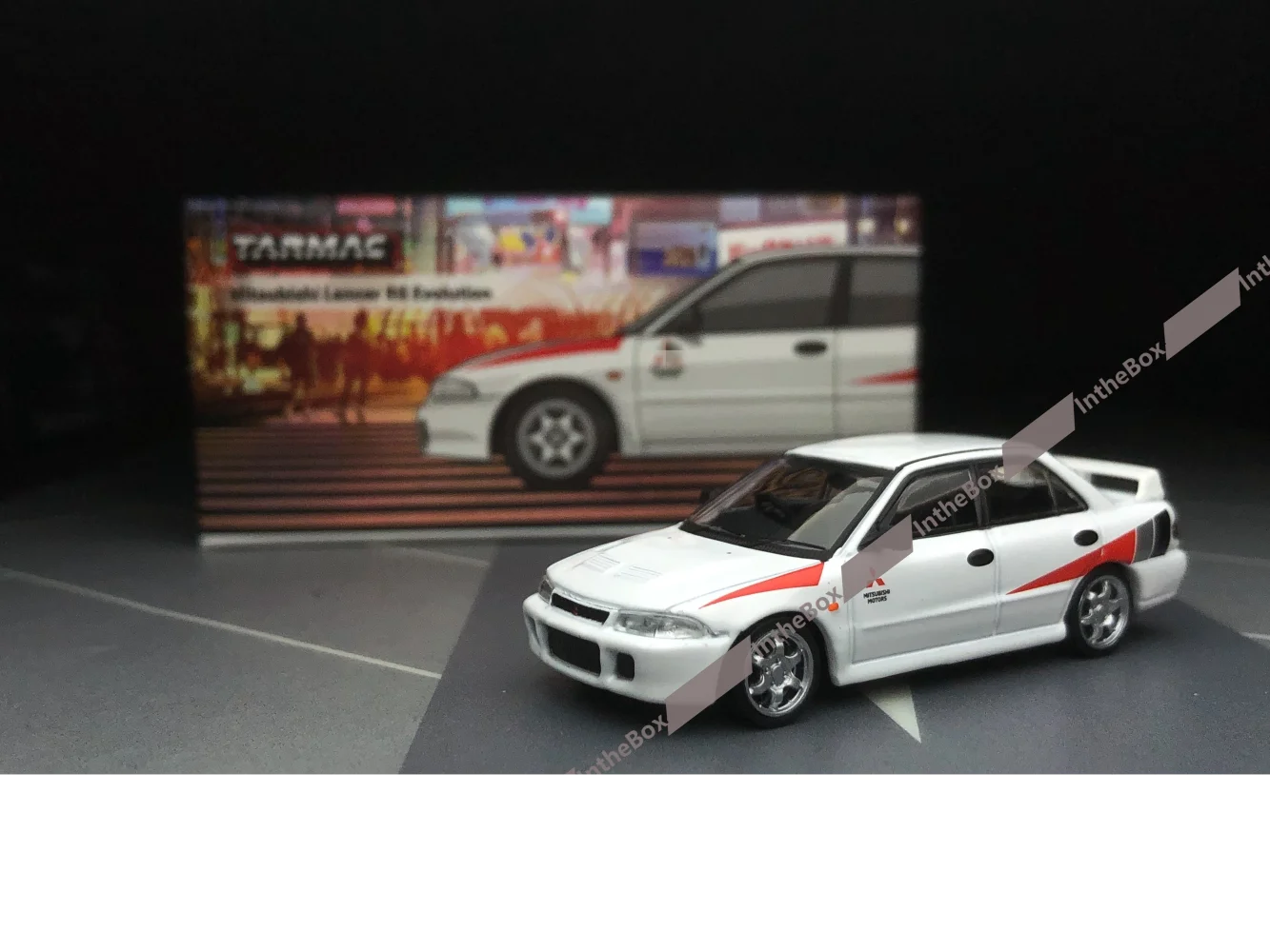 

Tarmac Works 1:64 Lancer RS Evolution White Diecast Model Car Collect Limited Edition Hobby Toys