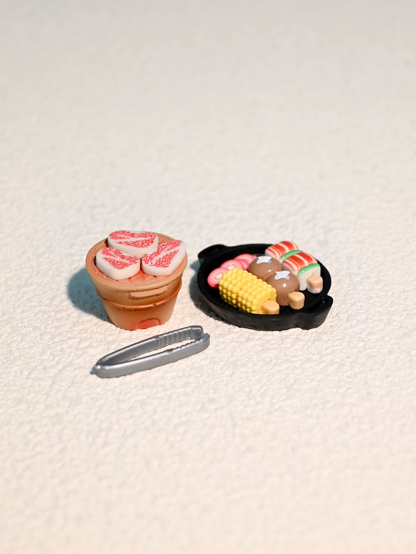 A Miniature Barbecue Ornament, 1/6, 1/12 Dollhouse Dollhouse Accessories, Dollhouse Toys, Toy House Decorations, Model House Accessories, Miniature Food Toys, Photography Props, Micro Landscape Ornaments, Miniatures Decoration, Small Gifts, Giveaways, Home Decor Items
