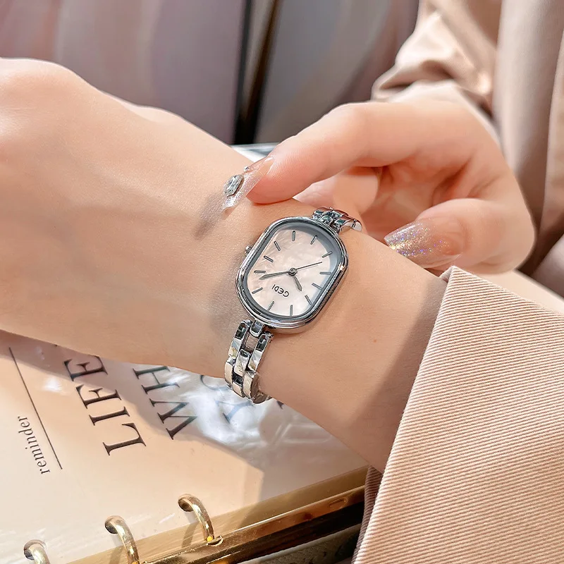 Elegant Women'S Watch, Small And Exquisite Quartz Watch With Alloy Bracelet, Fashionable Quartz Wristwatch, Unique Timepiece.
