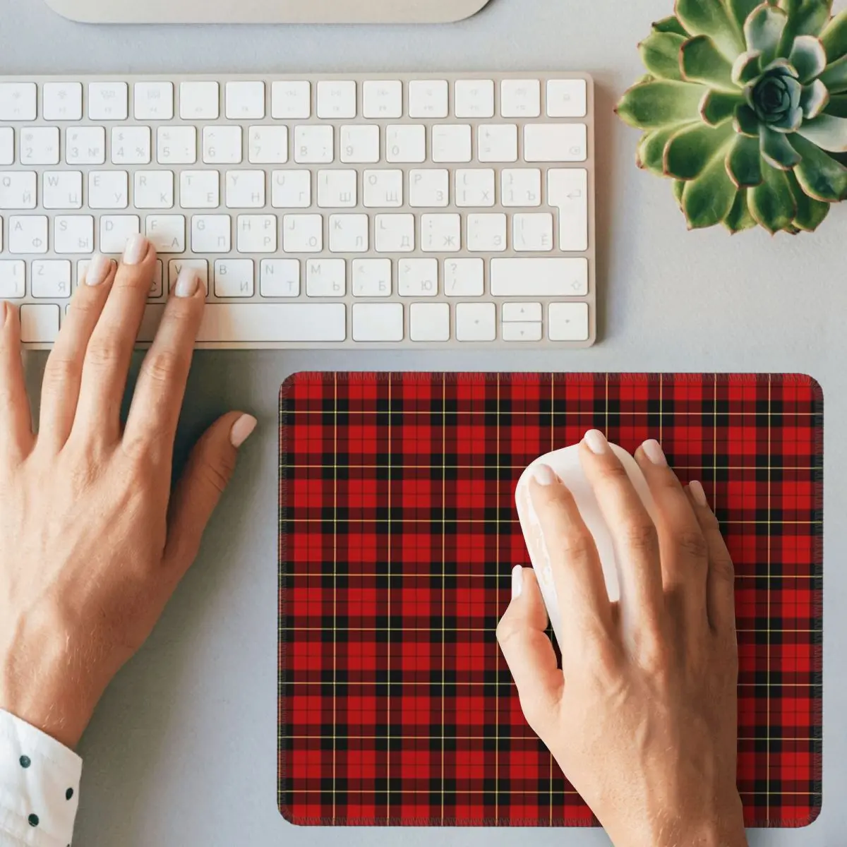 

Классический красный и черный клетчатый коврик для мыши Clan Wallace Tartan, коврик для компьютерной клавиатуры, коврик для мыши, геймерский коврик для ноутбука, офисные коврики для стола