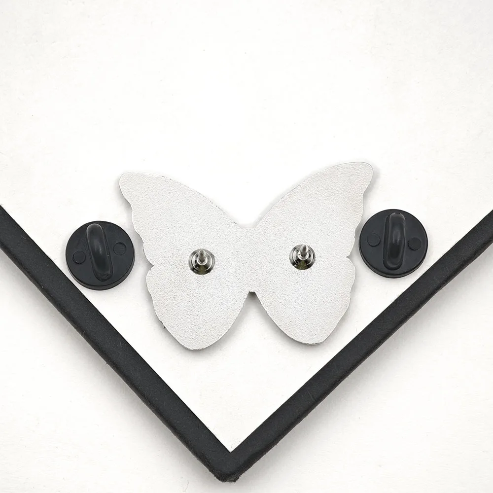 Olivia Rodrigo Sour Album Emaille-Pin Lila Schmetterling Broschen Pop-Musik-Sängerin Anstecknadeln Livies Fans Kollektion Schmuck Geschenk – Detail 6