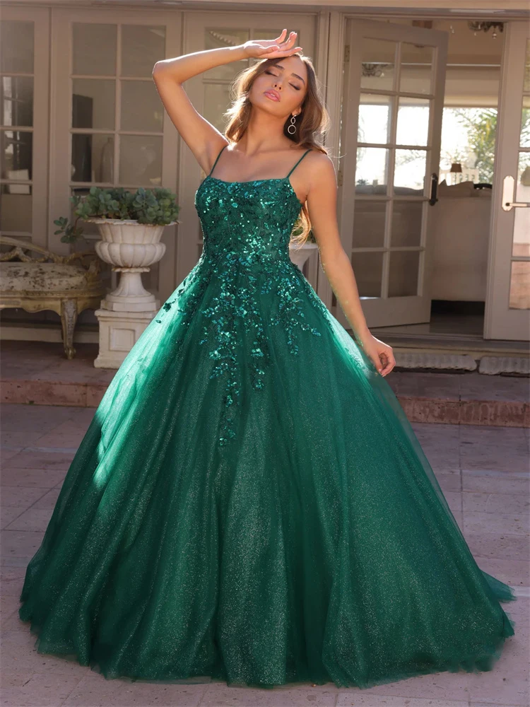 Elegant Square Neckline Applique with Thin Straps Sleeveless Tulle A-Line Prom Dress Open Back Zipper Sweep Train Party Gowns