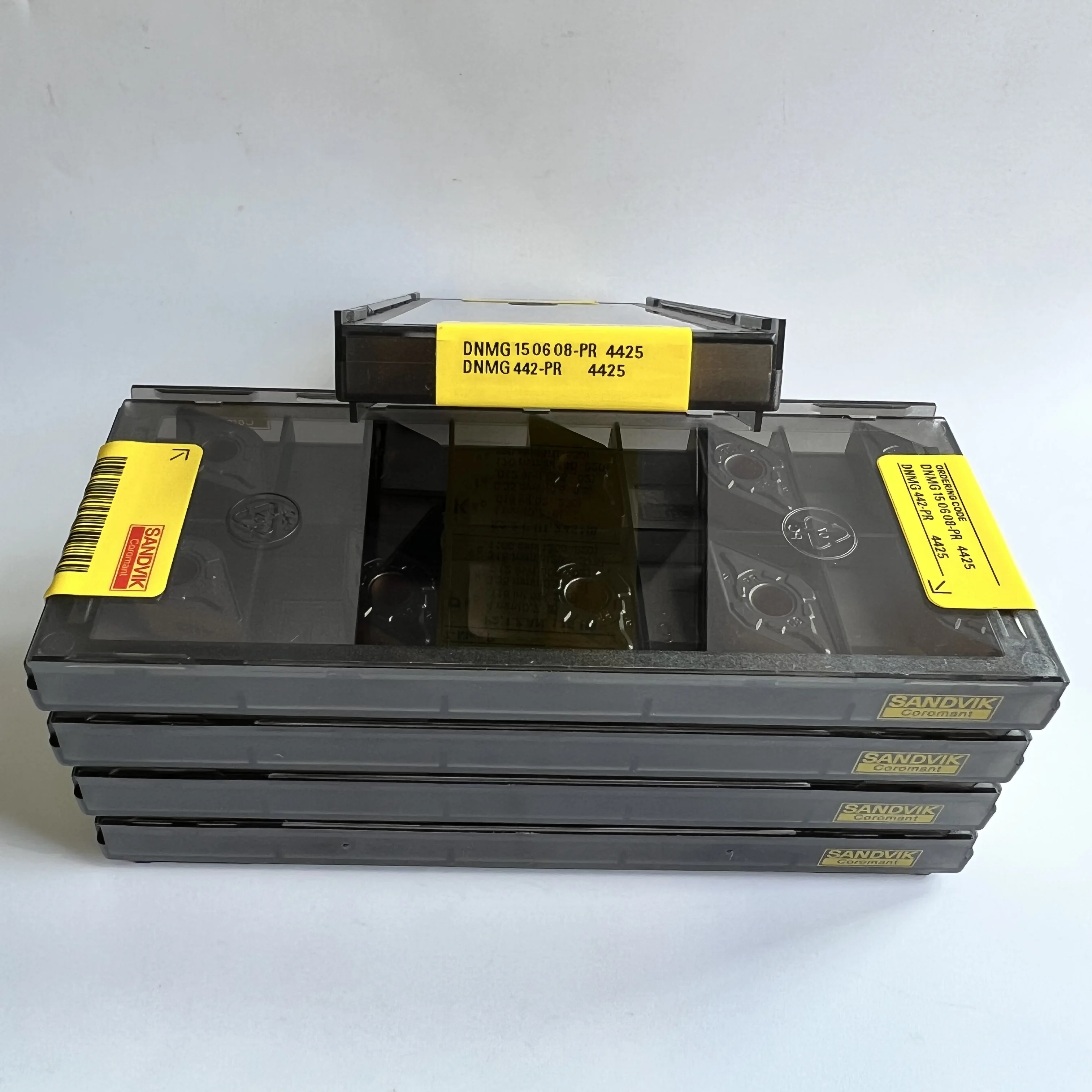 

DNMG150608-PR 4425 CNC BLADE