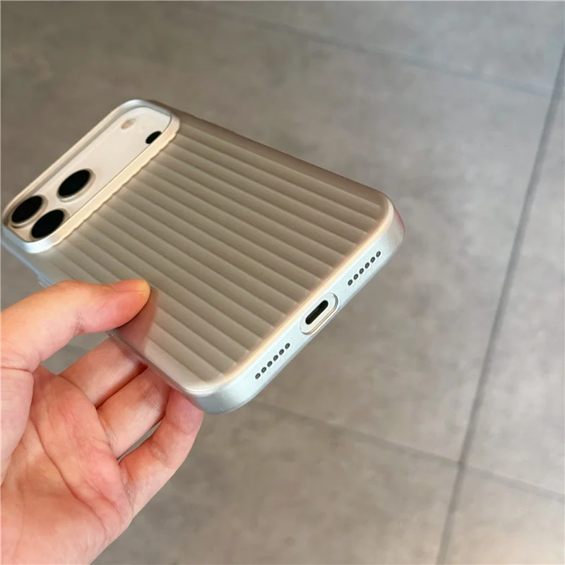 Galvanisiertes 3D-Streifenmuster für Magsafe Magnetische Hülle für iPhone 18Pro 17Pro 16 15 16Pro Max Matte Stoßfeste Harte PC-Abdeckung – Detail 4