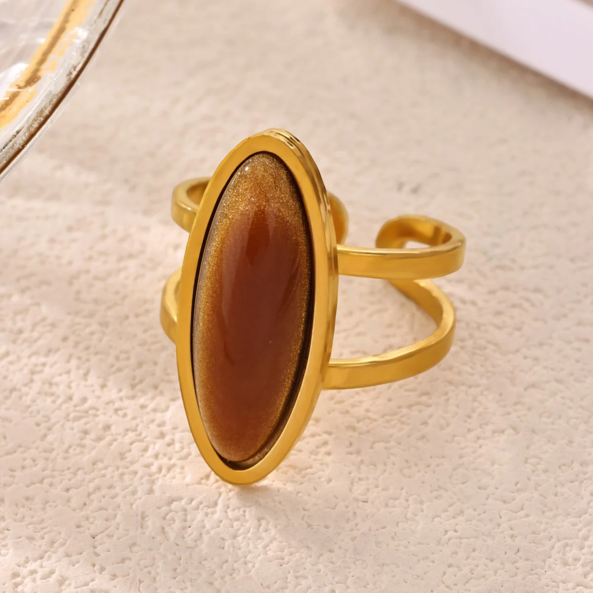 Women's Vintage Oval Resin Adjustable Ring