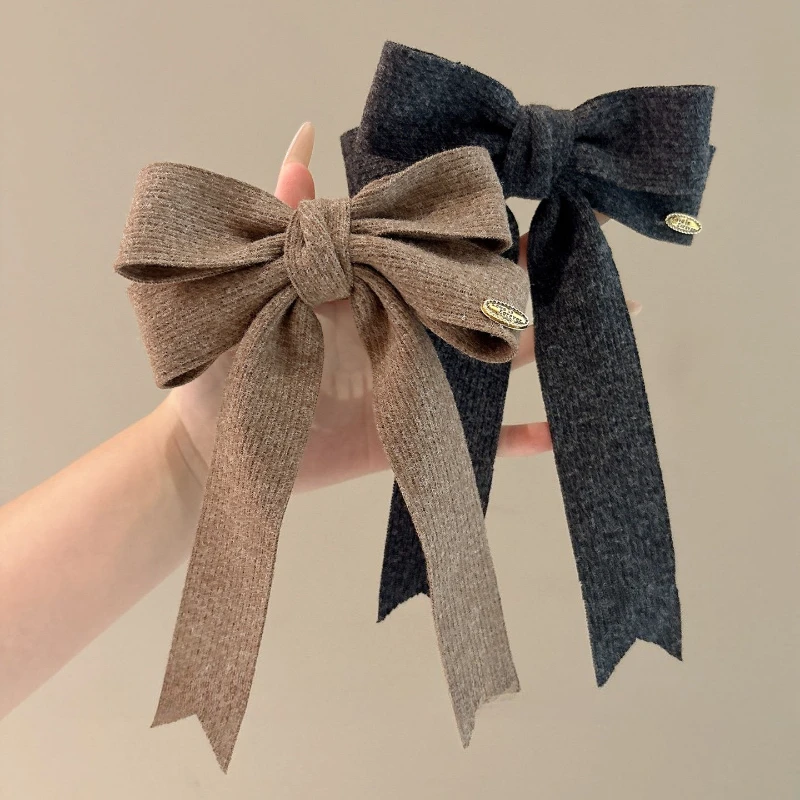 Strick-Haarspange im koreanischen Stil mit Satinschleife – minimalistische Krallenklammer für dünnes Haar, halbhohes Frisur-Accessoire für Frauen – Detail 5