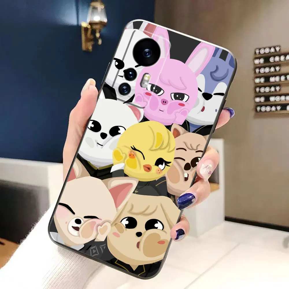 

Kpop Stray-kids S-skzoo Cover Phone Case For Xiaomi 11 11T 12 12T 13 14 14T 15 POCO F5 F6 F7 X3 X5 M4 M5 M6 M7 Pro Silicone Case