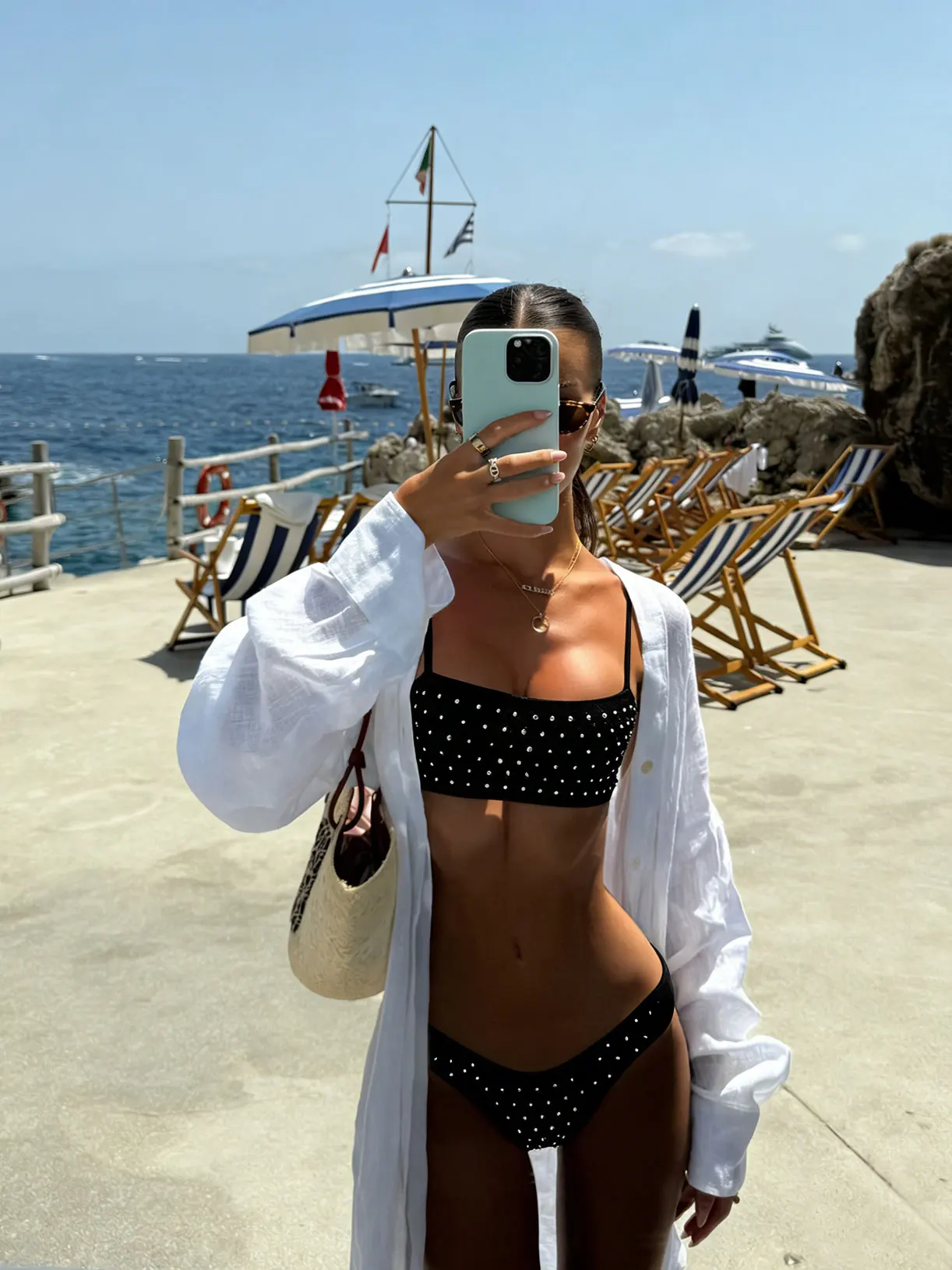 

2026 Fashion Bandeau Women's Two-Piece Swimsuit - Trendy Beige Design Perfect for Beach Wear and Pool Parties Summer Getaways