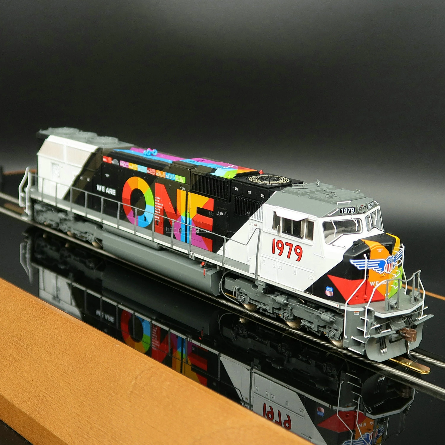 HO 1/87 Train Model ATHEARN 75818 WEARE ONE Painted SD70M Diesel Locomotive Simulation (DC) Train Model Toy