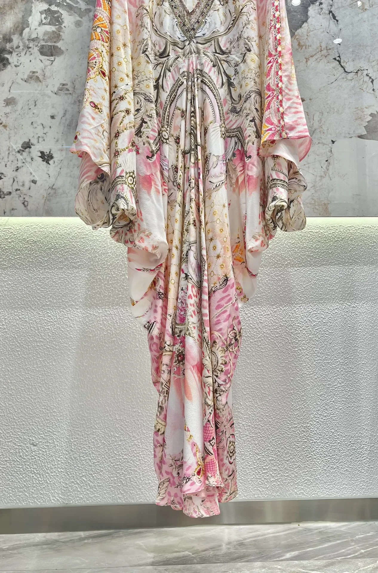 Women Pink Floral Printed Robe Beaded V-Neck Long Flare Sleeve Elegant Autumn 2024 100% Silk Maxi Dress