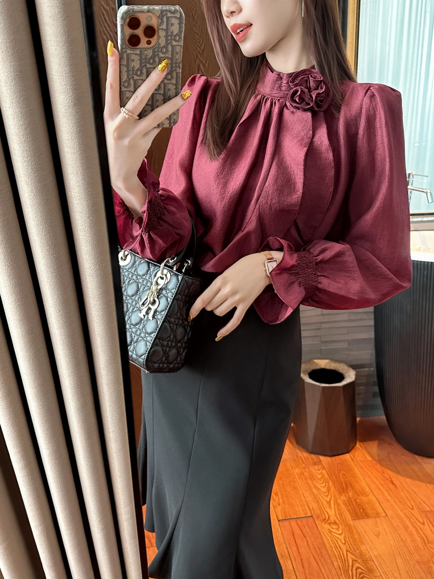 

You See Purple Shirt with 3D Flower Embellishment High Intelligence Sensation Commute Style Loose Fit Long Sleeve Women's Shirt