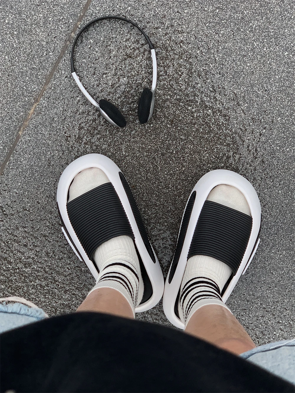 

Creative Casual Women's Summer Outdoor Wear Anti-Slip Sandals Thin Striped Korean Style Flat Heel Color Block Cool Versatile ...