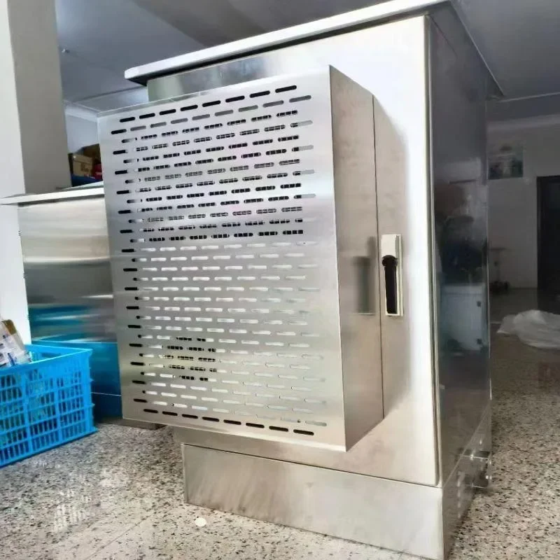 Wind disk Weak current integrated waterproof cabinet shell Stainless steel outdoor communication cabinet Constant temperature