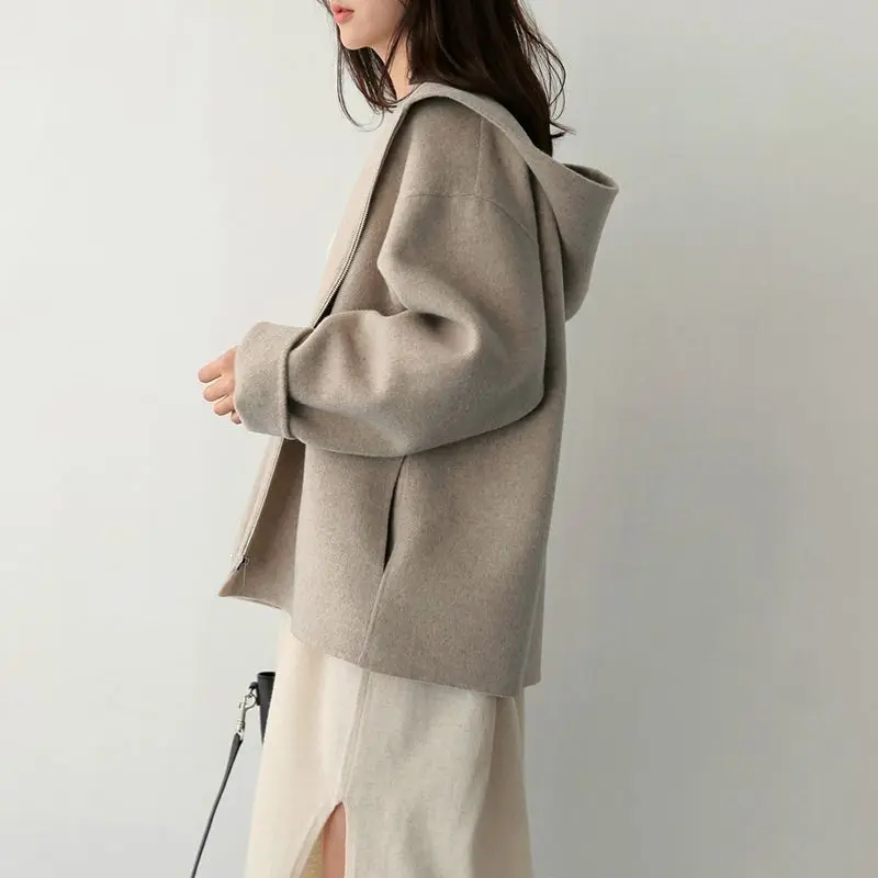 

ortened Woolen Coat with Hood Loose Fit Casual Sle for Women Autumn Winter New Arrival Small Size Polyurethane Elastic Fiber