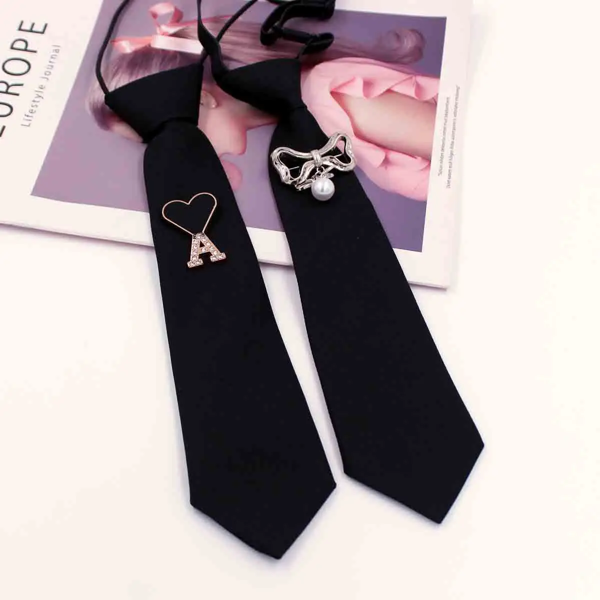 Japanese children's JK tie, women's trend, elastic without tie, metal diamond bow tie, shirt, college style tie decoration