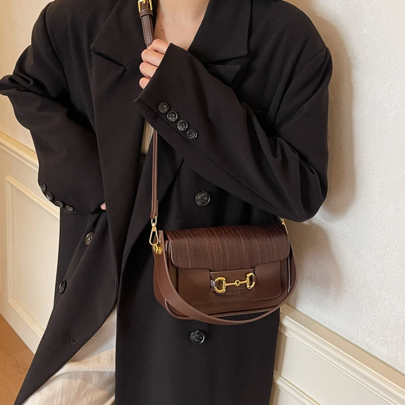 

2025 Новая элитная брендовая женская кожаная сумка-тоут известного дизайнера, элегантная простая парижская шикарная сумка