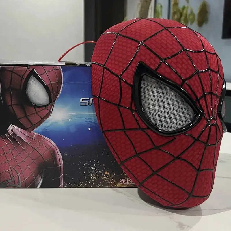 Marvel Spider Man copricapo Cosplay Moving Eyes Mask Spiderman 1:1 maschera elastica telecomandata giocattoli regali di compleanno per bambini