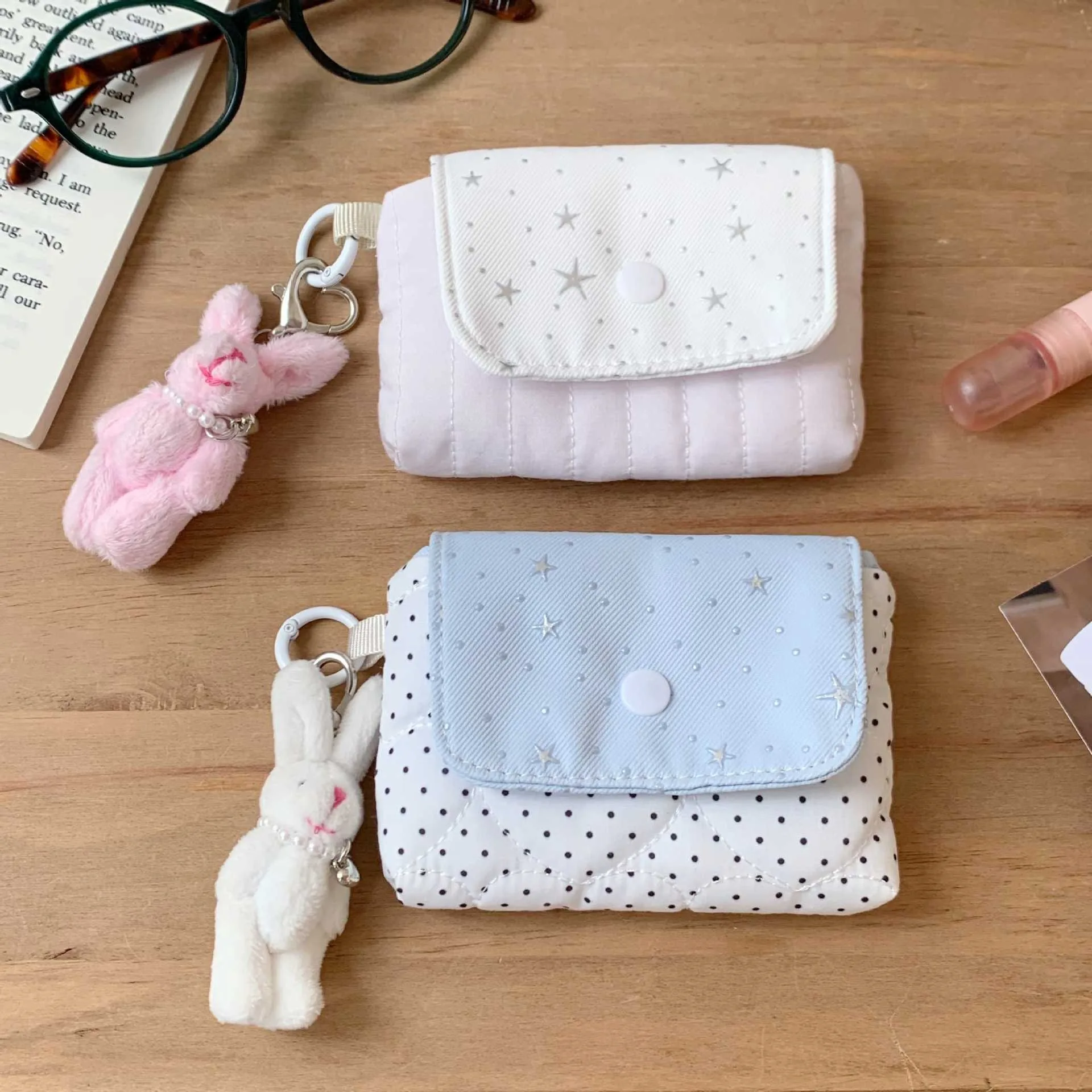 Korean Star Cosmetic Bag Women Portable Makeup Pouch Coin Purse Lipstick Holder Small Storage Pouch Travel Toiletry Organizer