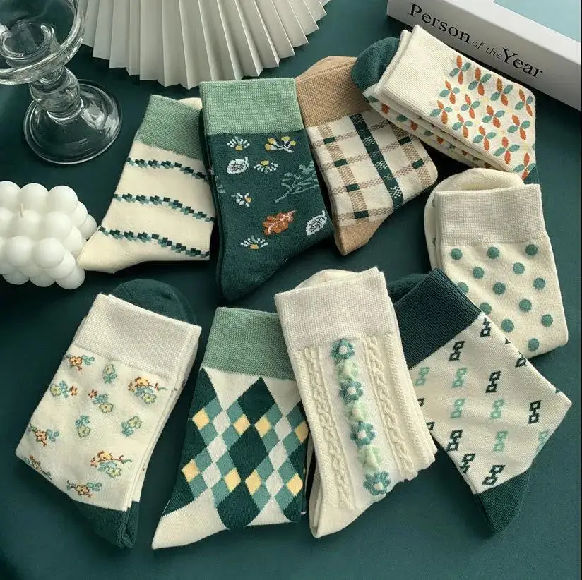 9/18 Pairs Long Tube Autumn and Winter Korean Middle Tube College Style Sweet Versatile Socks Japanese JK Women Cute Mori Socks