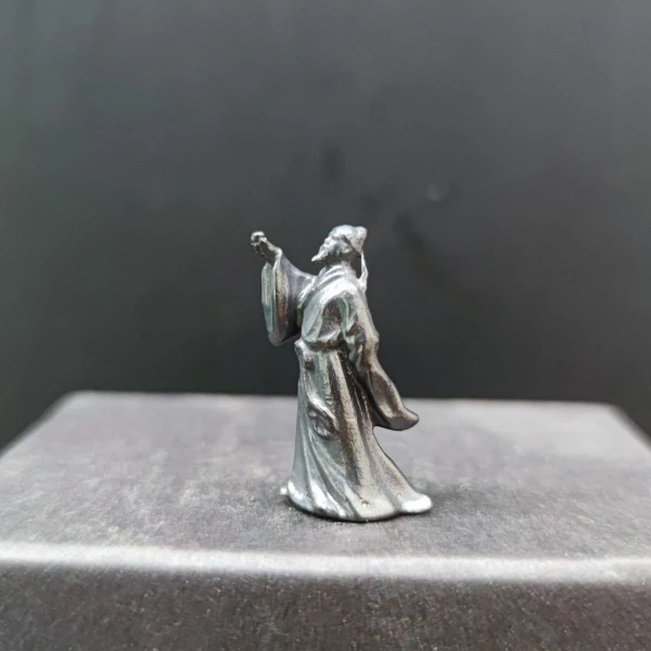 Brass Bonsai DIY Micro Landscape, Bright Moon Decoration, Small People, do old 29mm