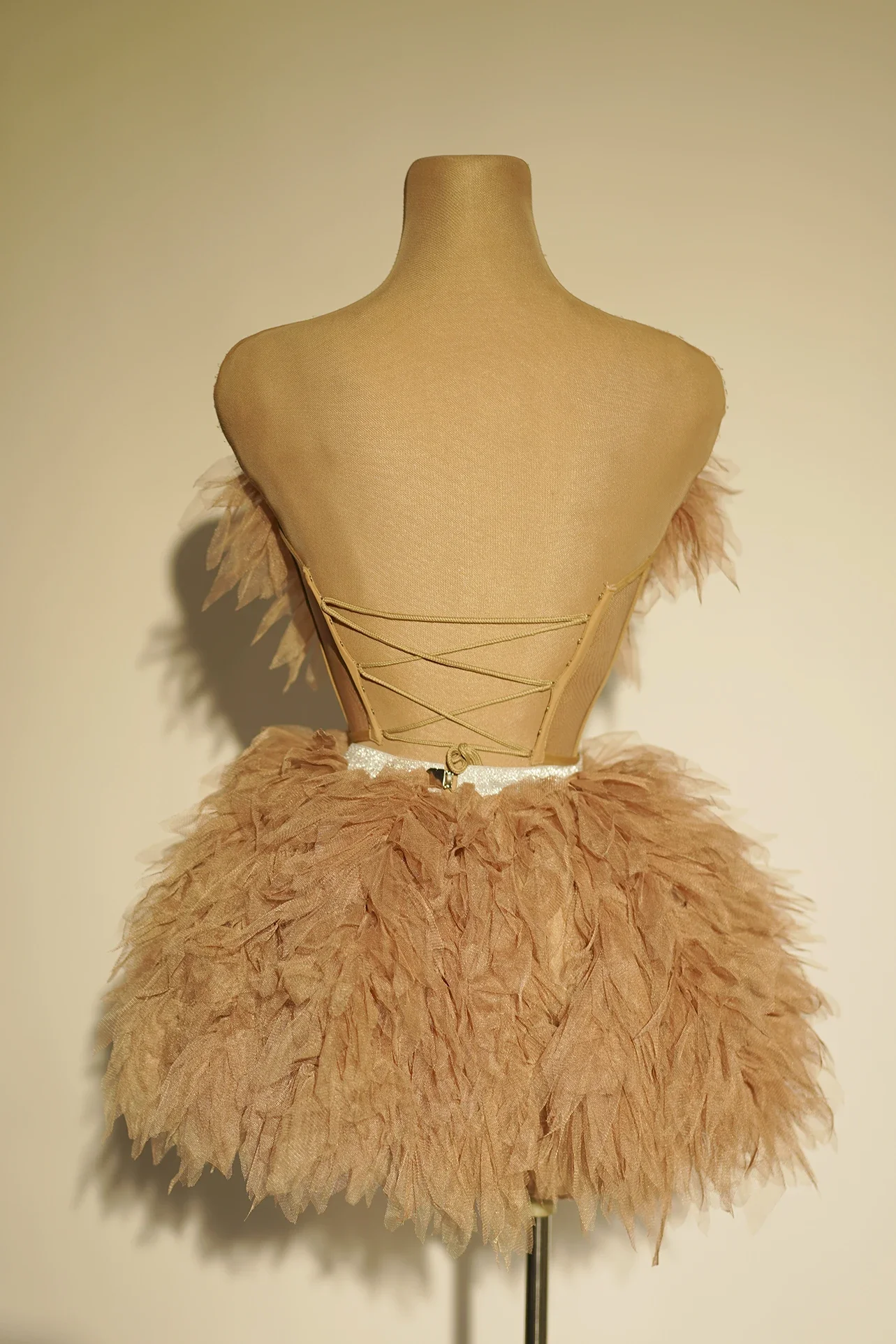 Costume de Spectacle pour Femme, Tenue de Discothèque, à la Mode, Sexy, Sans Bretelles, à Volants, 2 Pièces, Robe Courte